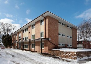 3759 West Broadway Ave in Minneapolis, MN - Building Photo