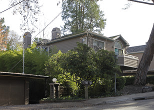 922 Dewing Ave in Lafayette, CA - Building Photo - Building Photo