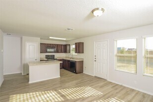 4806 Sweet Chestnut Ln in Spring, TX - Building Photo