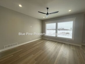 4307 Zona Way in Ammon, ID - Building Photo - Building Photo