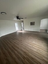 1601 Cambridge Dr in Corpus Christi, TX - Building Photo - Building Photo