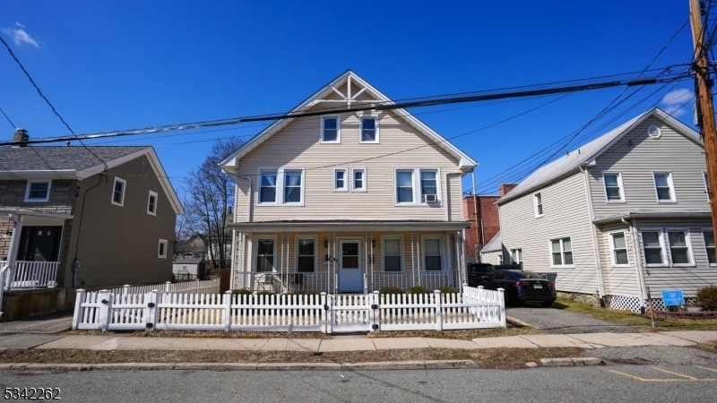 113 Holmes St in Boonton, NJ - Building Photo