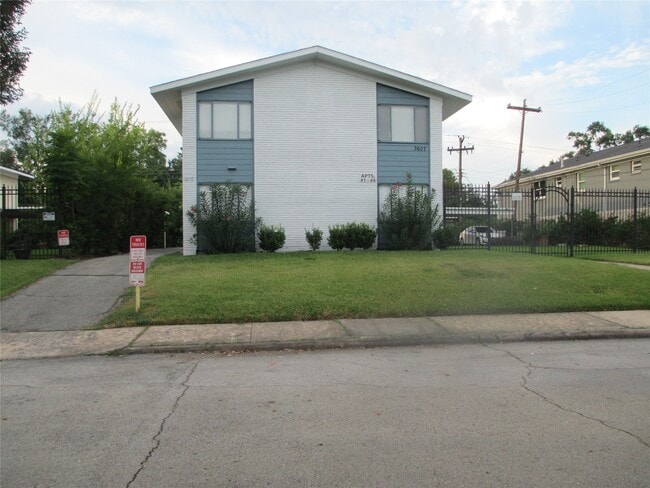 property at 3607 Murworth Dr