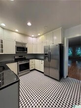 57 W River St in Wilkes-Barre, PA - Building Photo - Building Photo