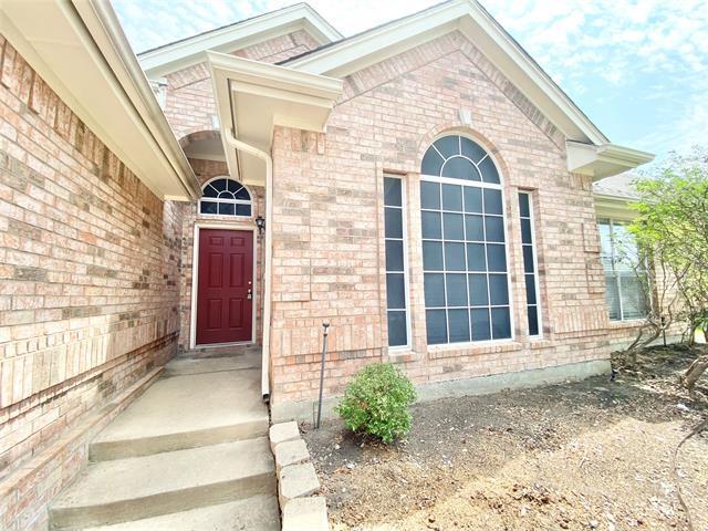 7905 Copper Canyon Dr in Arlington, TX - Building Photo - Building Photo