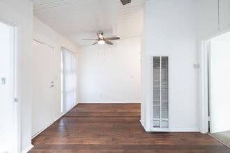 Aztec Lofts Apartments in San Diego, CA - Building Photo - Interior Photo