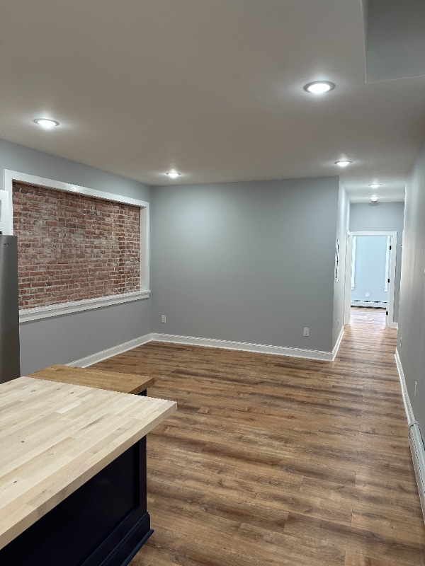 372 Main St in Paterson, NJ - Foto de edificio - Building Photo