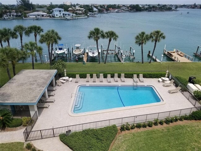 9815 Harrell Ave in Treasure Island, FL - Building Photo - Building Photo