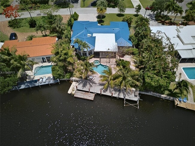 property at 2801 Coral Shores Dr