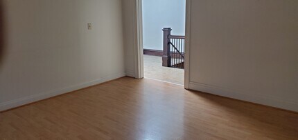 6244 Cabanne Ave in University City, MO - Building Photo - Building Photo