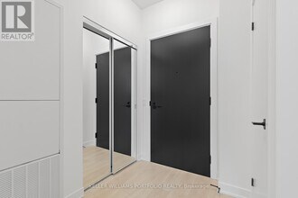 127 Broadway Ave in Toronto, ON - Building Photo - Building Photo
