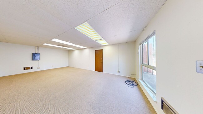 2512 Webb Ave in Alameda, CA - Building Photo - Building Photo