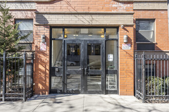 744 Rockaway Avenue in New York, NY - Building Photo - Building Photo