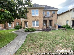 property at 245 E Lullwood Ave