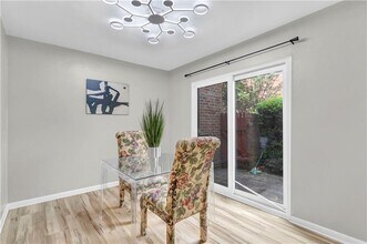 2262 Pernoshal Ct in Dunwoody, GA - Building Photo - Building Photo