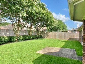 3514 Silouette Cove in Friendswood, TX - Building Photo - Building Photo