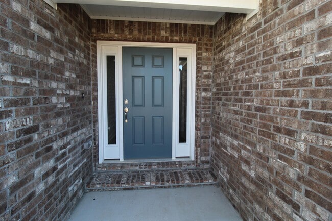 588 Utah Ave in Farmington, AR - Building Photo - Building Photo