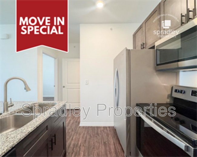 property at 1124 W Ave O