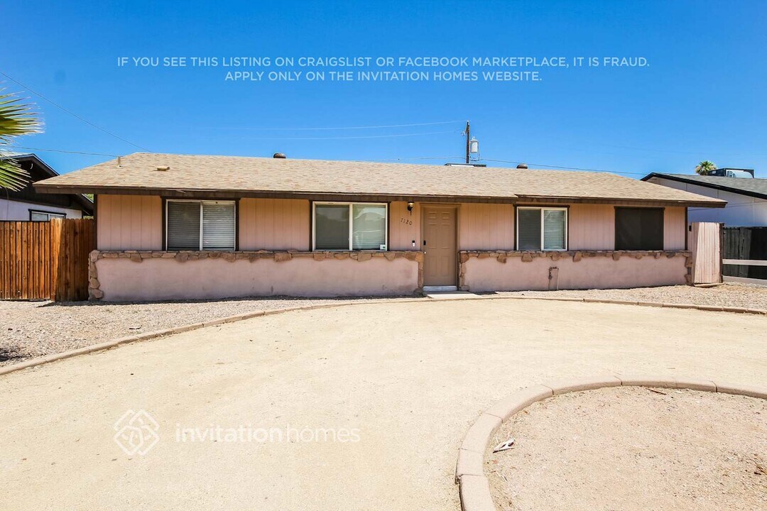 7120 E Broadway Rd in Mesa, AZ - Building Photo