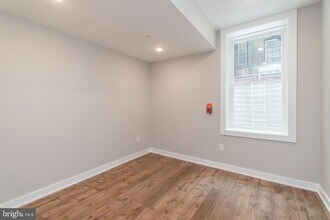 437 N 35th St in Philadelphia, PA - Building Photo - Building Photo