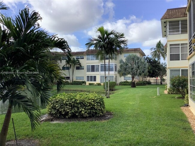 property at 5181 W Oakland Park Blvd