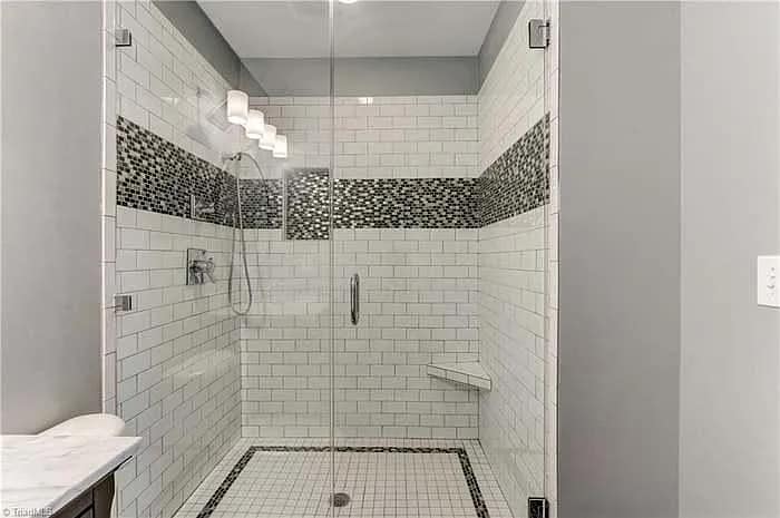 3804 Wayfarer Dr in Greensboro, NC - Building Photo