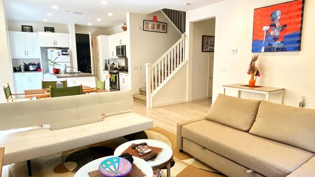 22 Poppy in Lake Forest, CA - Building Photo - Building Photo