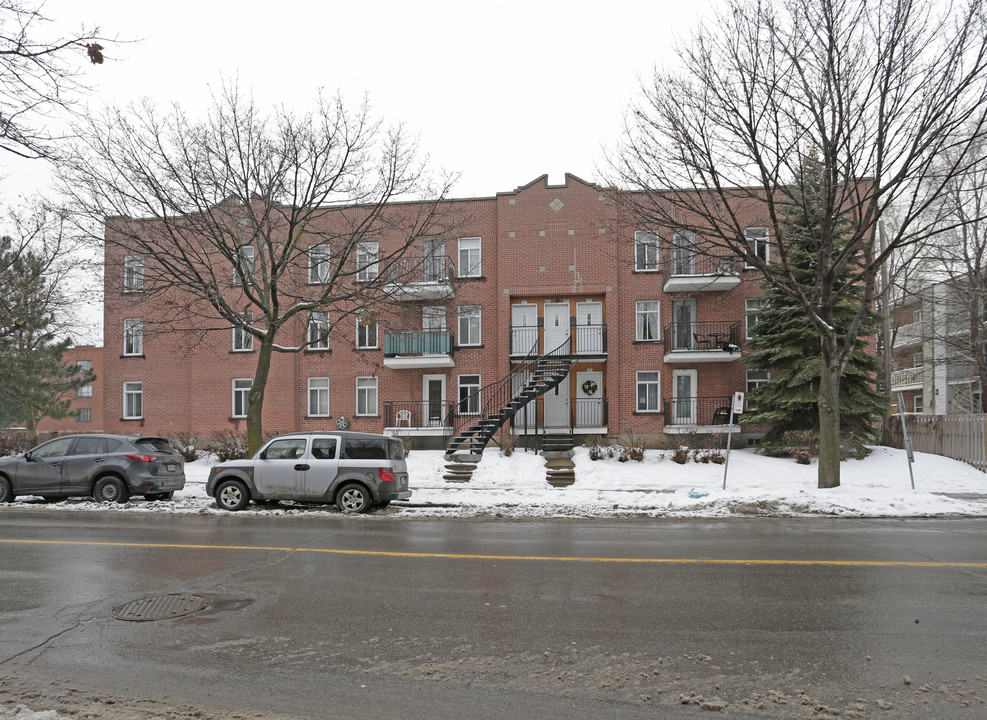 3805 E du Mont-Royal E in Montréal, QC - Building Photo