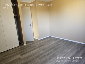 33924 George Ferguson Way in Abbotsford, BC - Building Photo - Building Photo