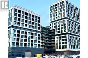 1007 The Queensway in Toronto, ON - Building Photo