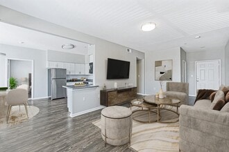 Estates at Hollister in Houston, TX - Foto de edificio - Building Photo