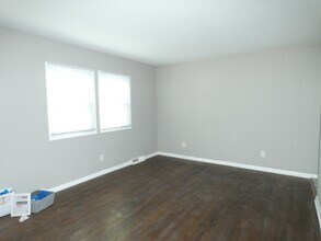 4700 N Bristol Ave in Kansas City, MO - Building Photo - Building Photo