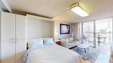 445 Seaside Ave in Honolulu, HI - Building Photo - Building Photo