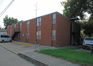 901 Lamar St in Lafayette, LA - Building Photo - Building Photo