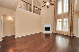 25619 Anvil Iron Ln in Richmond, TX - Building Photo - Building Photo