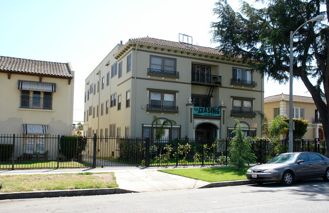 Alexandria Manor in Los Angeles, CA - Building Photo - Building Photo