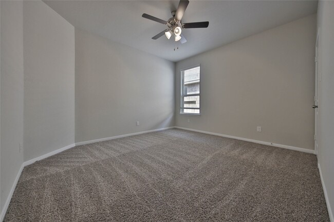 4814 Vergano Villa Dr