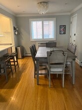 6867 N Overhill Ave, Unit 1C in Chicago, IL - Foto de edificio - Building Photo