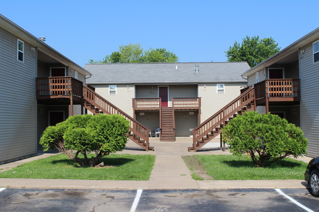 Smith and Royer Apartments in Macomb, IL - Foto de edificio