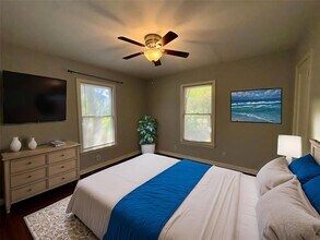 807 E 49th St in Austin, TX - Building Photo - Building Photo