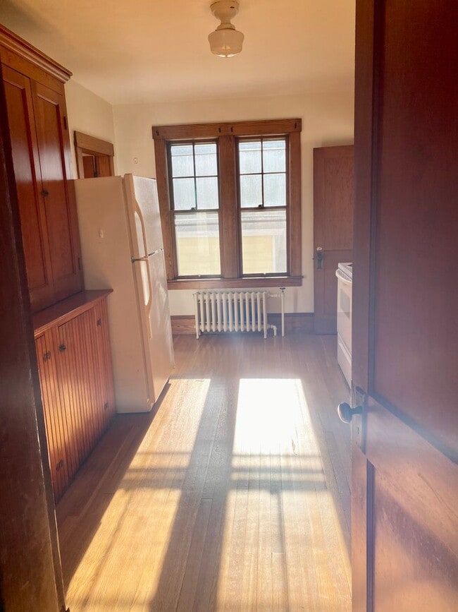 68 Ascutney St in Windsor, VT - Building Photo - Building Photo