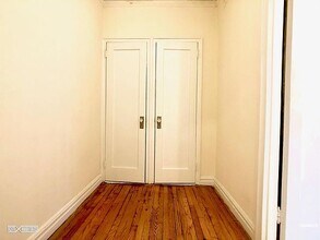 4960 Broadway, Unit 1d in New York, NY - Building Photo - Building Photo