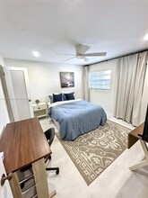 3051 NE 48th St, Unit 307 in Fort Lauderdale, FL - Foto de edificio - Building Photo