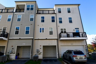 2421 Auden Dr in Silver Spring, MD - Building Photo - Building Photo