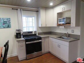 4186 Lincoln Ave in Culver City, CA - Building Photo - Building Photo