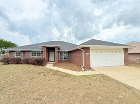 4766 Thousand Oak Blvd in Pace, FL - Building Photo
