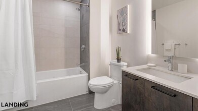 632 Howard Rd SE, Unit 942 in Washington, DC - Building Photo - Building Photo