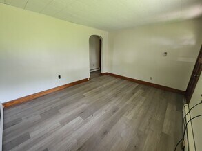 739 1/2-739-732 Blanchard Ave in Chambersburg, PA - Foto de edificio - Building Photo