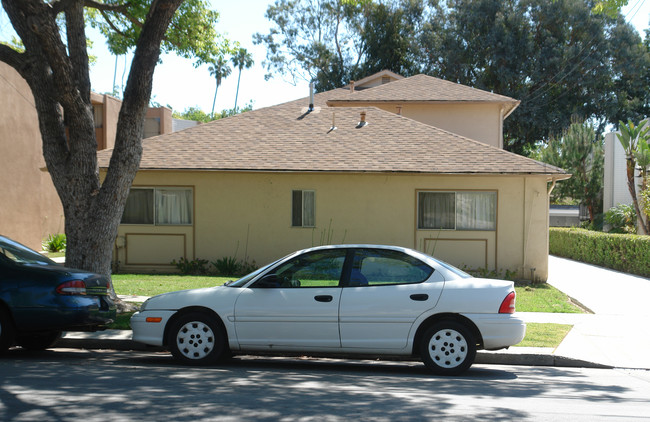 866 Magnolia Ave in Pasadena, CA - Building Photo - Building Photo