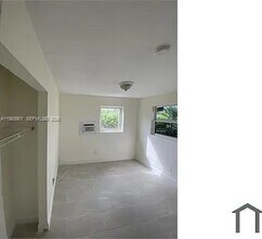 11862 SW 212th St in Miami, FL - Building Photo - Building Photo